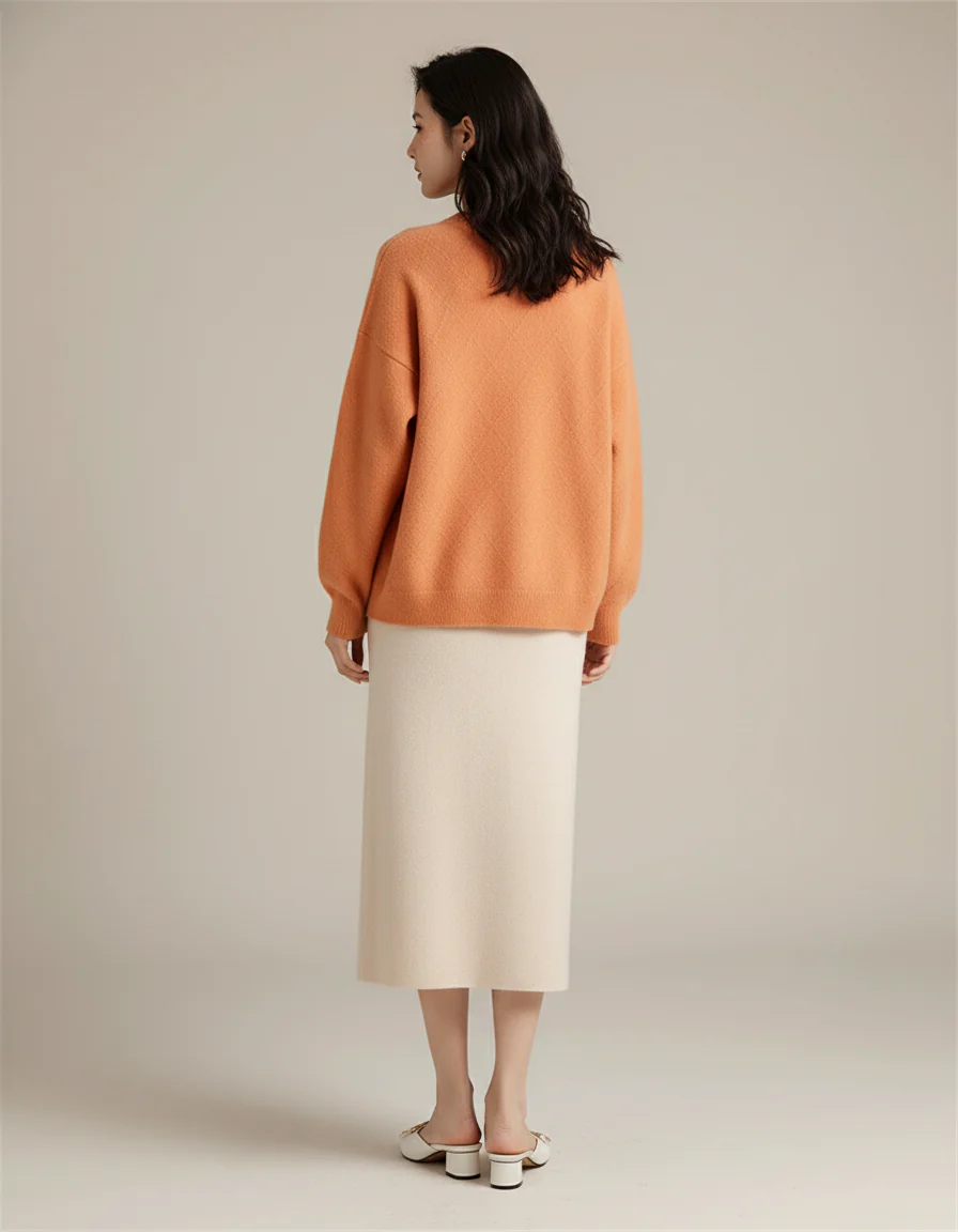 Jupe Crayon Beige Maille Élégante
